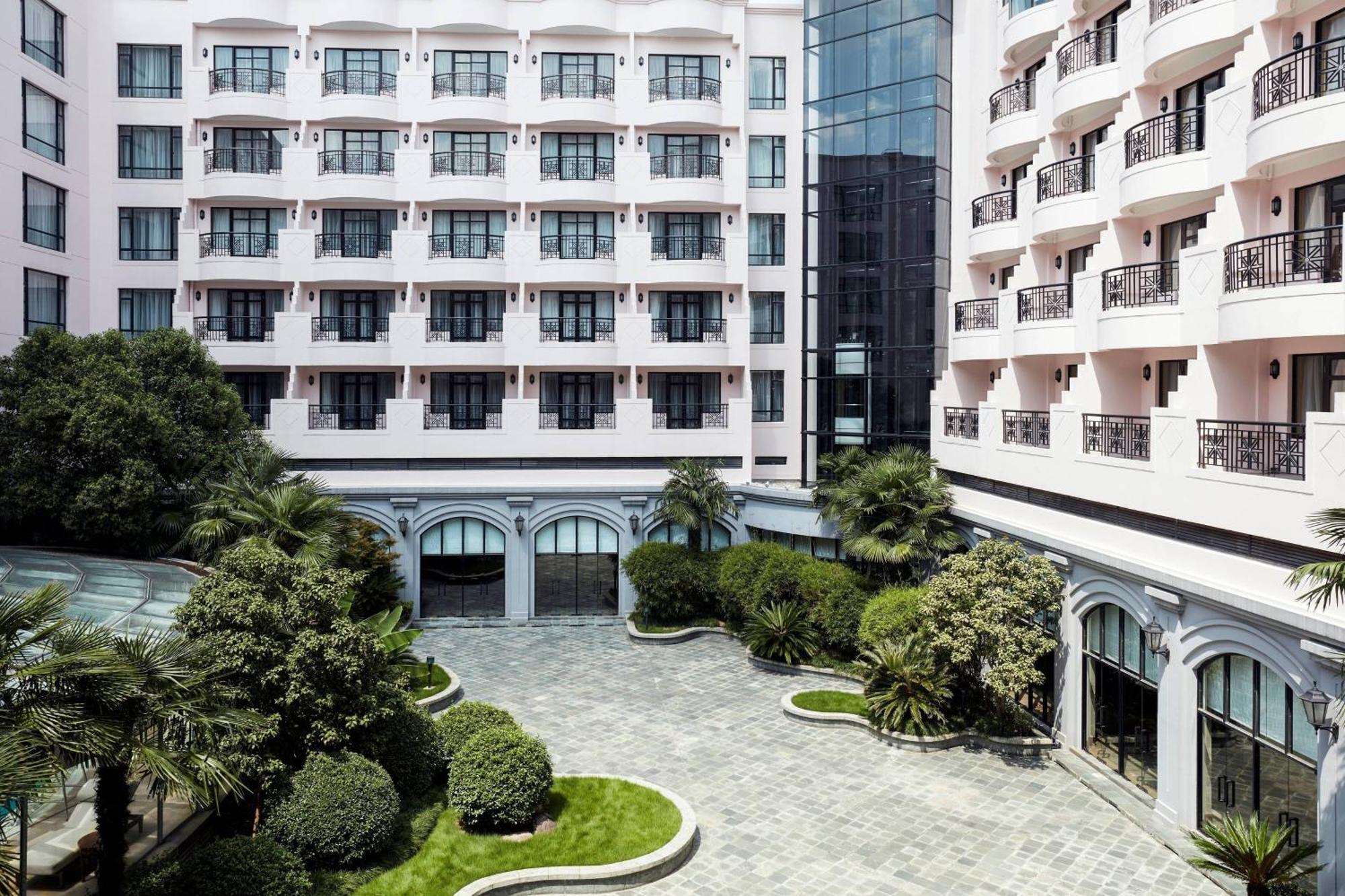 Shanghai Marriott Hotel Hongqiao Экстерьер фото